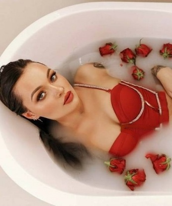 Анкета проститутки Александра - Фото 1, Кадгарон, 25 лет, №1584